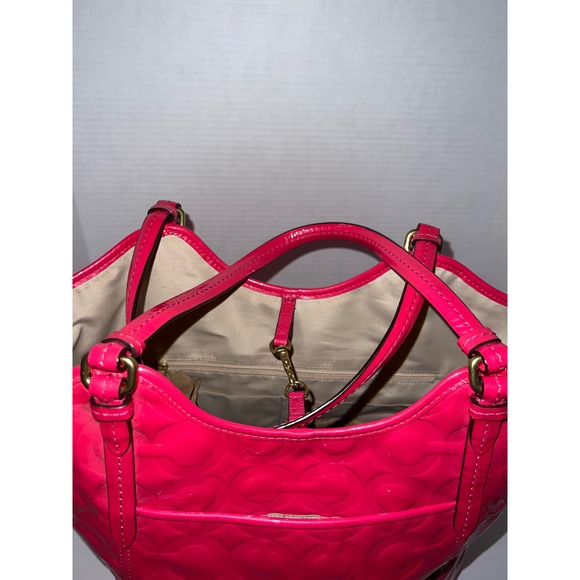 Sale !! Hot Pink Coach Peyton Embossed Leather Tote Bag - Picture 10 of 12